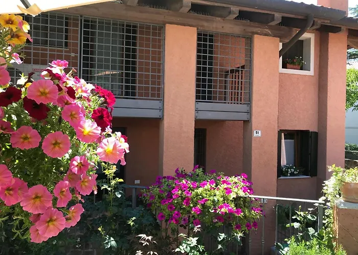 Casa Del Balcone Fiorito