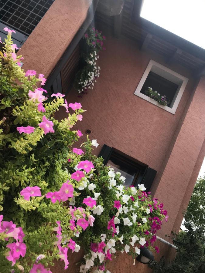 Casa Del Balcone Fiorito Apartamento Cormòns